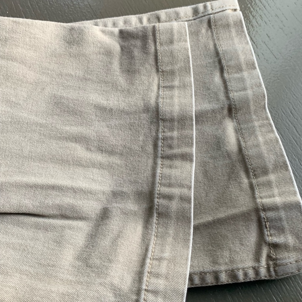 Lee Riveted Tan Pants - Picture 4 of 9
